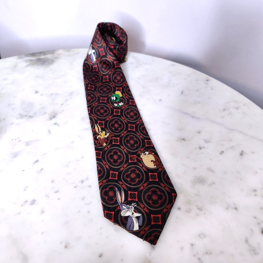 Vintage Looney Tunes Novelty Necktie Character Bugs Bunny Taz Marvin Martian Red